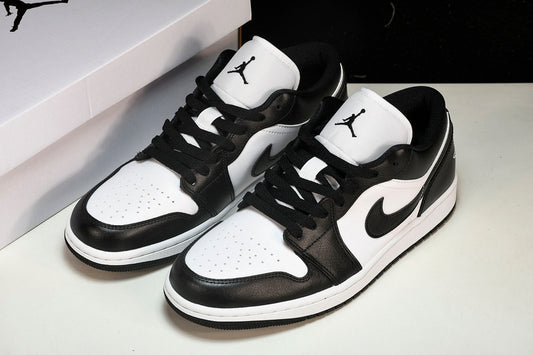 👟 Nike Air Jordan 1 Low “Panda”