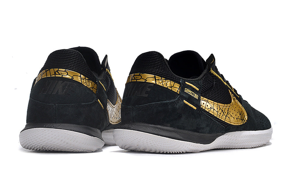 🏆 Nike Streetgato
