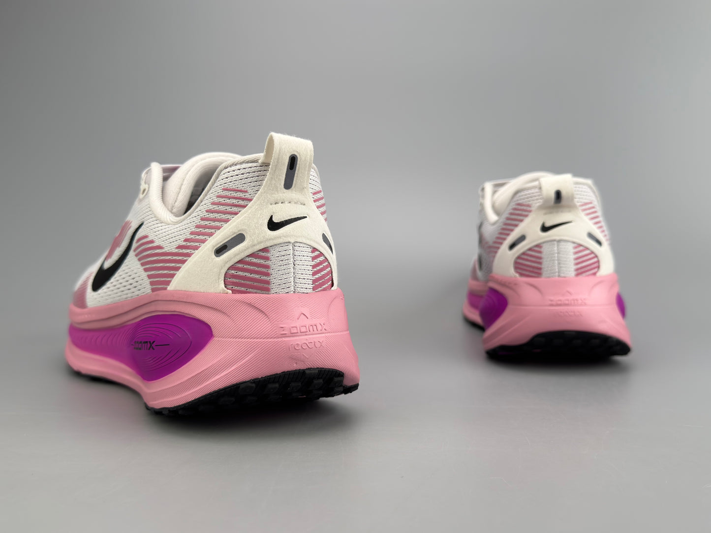 👟 Nike Zoom Vomero 18