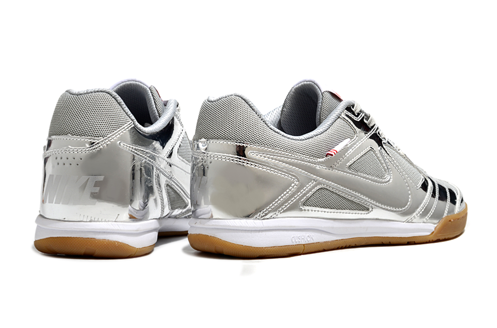 👟 Supreme x Nike SB Gato