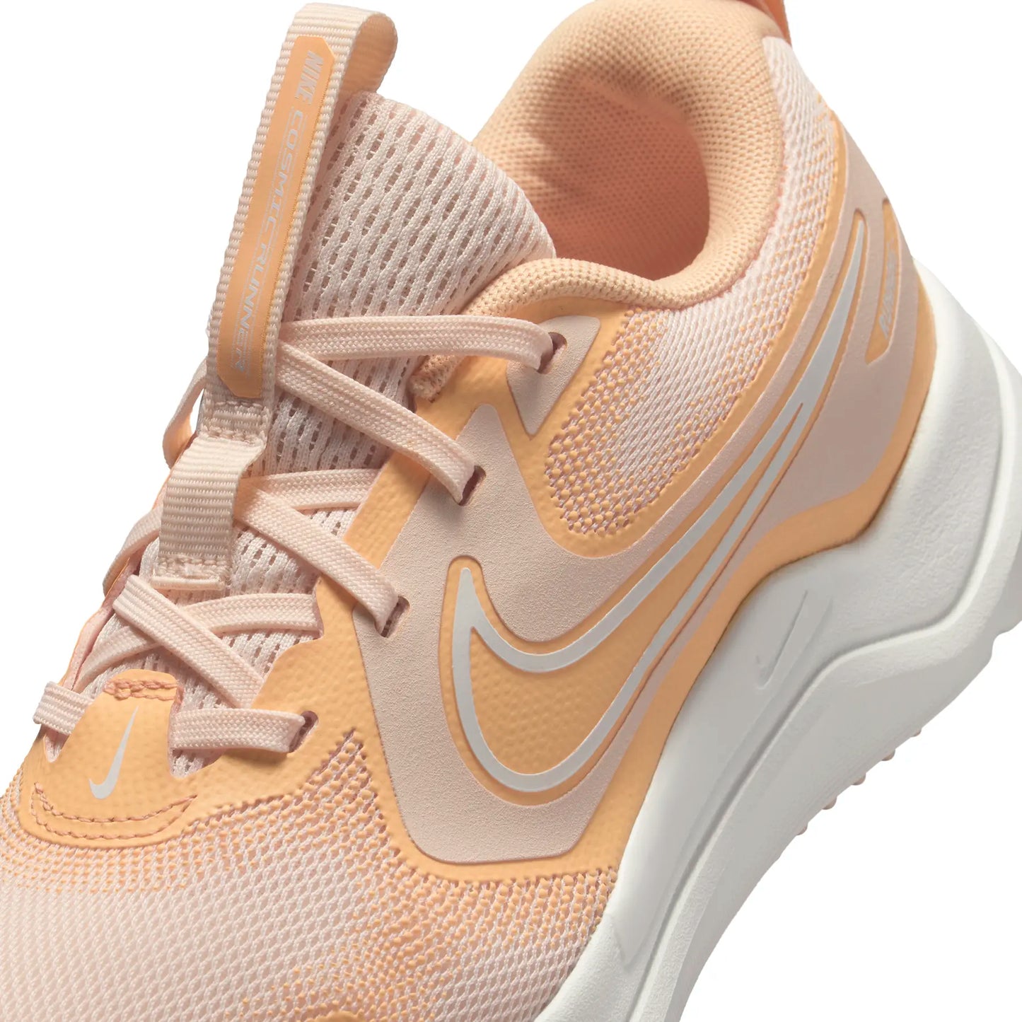 👟 Nike Cosmic Runner