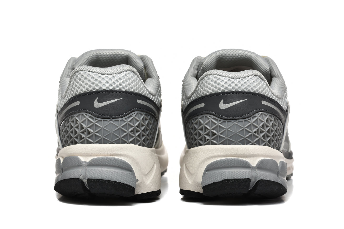 👟 Nike Air Zoom Vomero 5