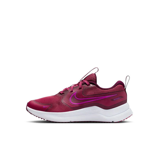 👟 Nike Cosmic Runner