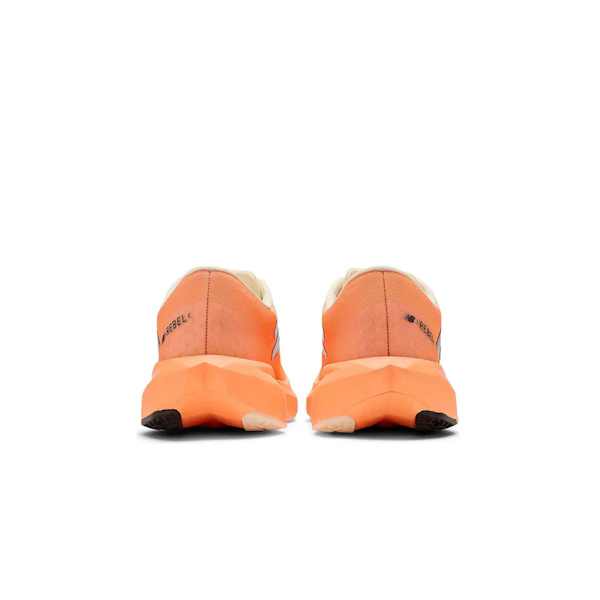 🏃‍♂️ New Balance FuelCell Rebel v4