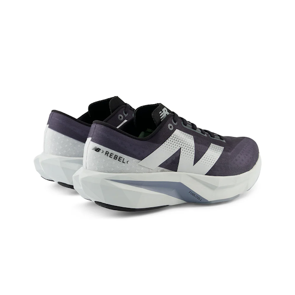 🏃‍♂️ New Balance FuelCell Rebel v4