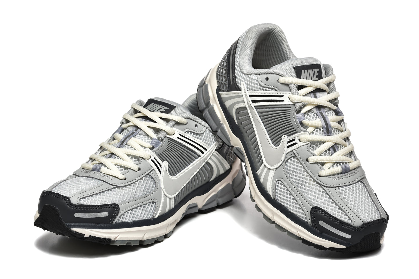 👟 Nike Air Zoom Vomero 5